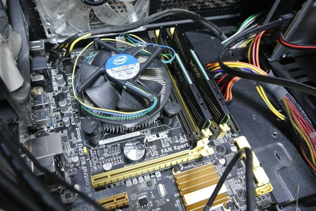 自作pcのマザーボードが故障したので交換してみた 手順から注意点まで解説 ましろぐ